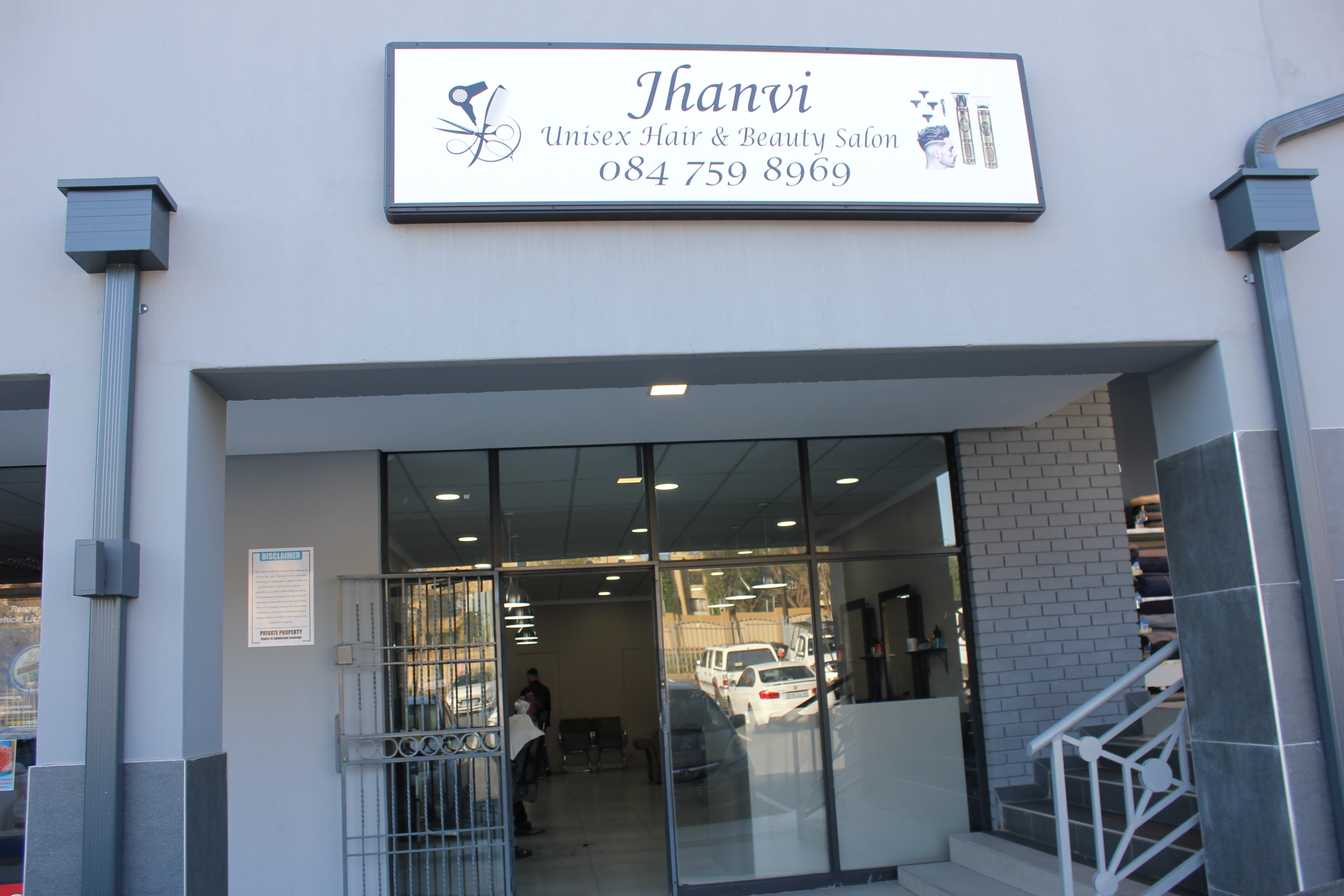 Jhanvi Unisex Hair & Beauty Salon Store Front
